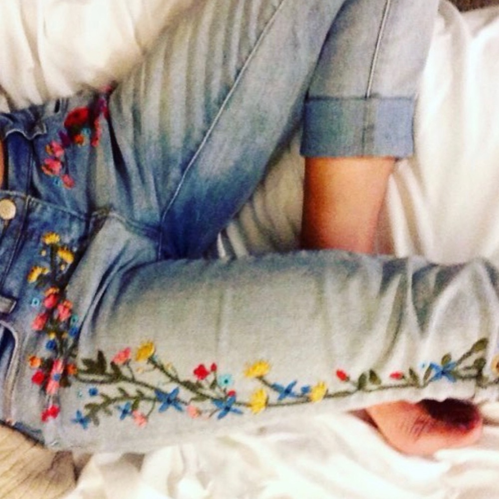 Cherokee Flower Embroidered Skinny Jeans